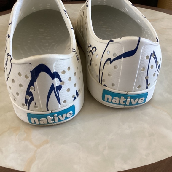 Native Jefferson whale shoes women’s 7 - Picture 3 of 6